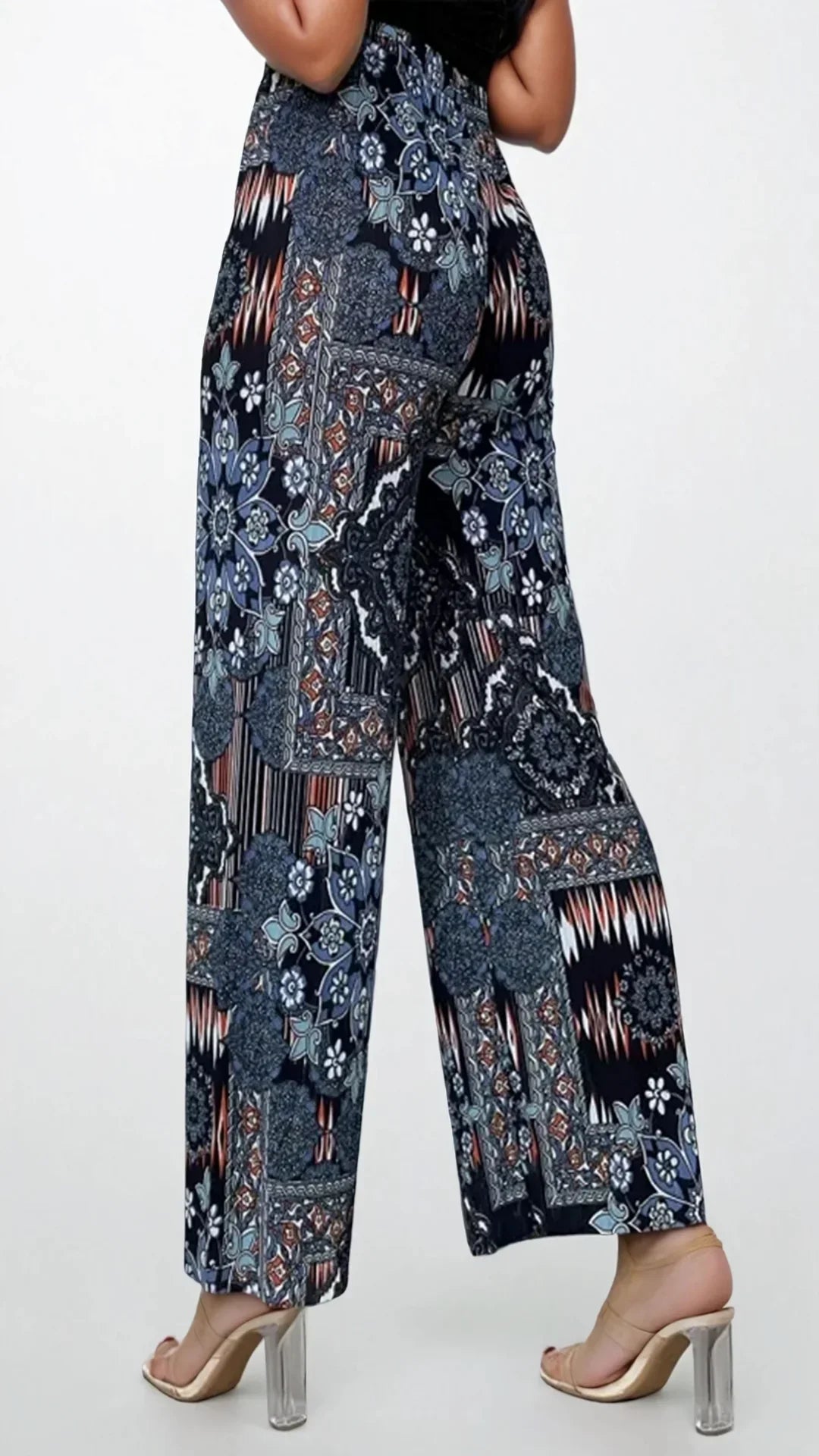 Pantalon palazzo bleu à motif floral, tendance femme 974 Réunion, talons transparents