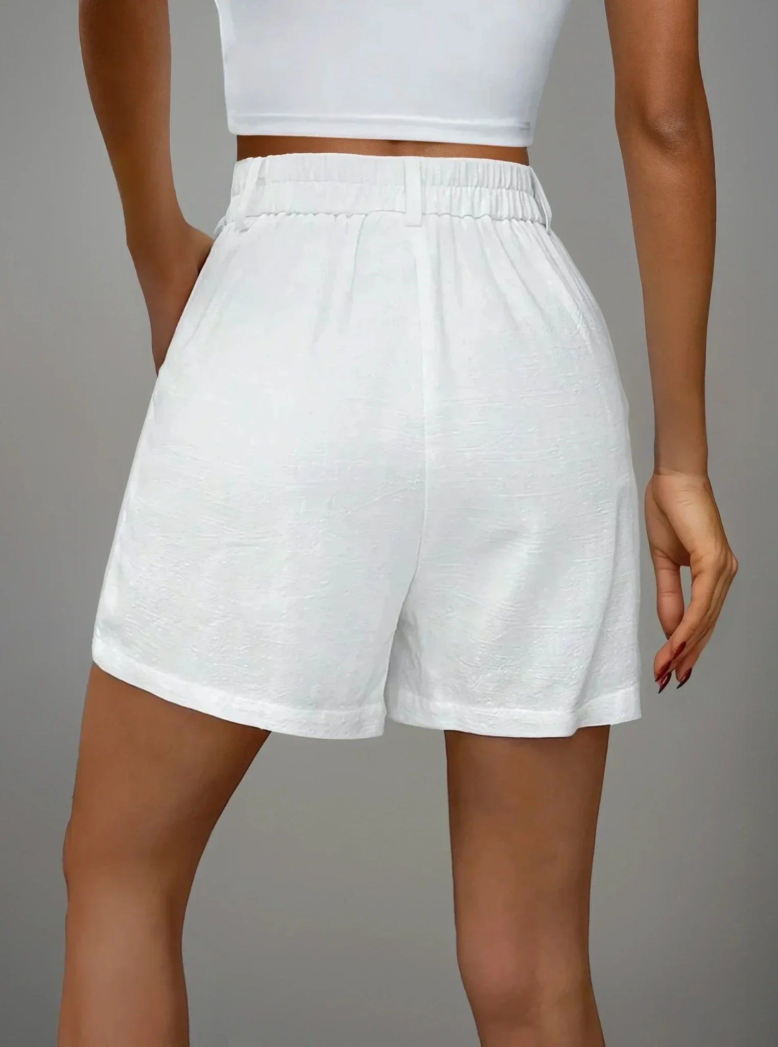 Short blanc taille haute femme 974 Réunion, style été, dos, tissu léger